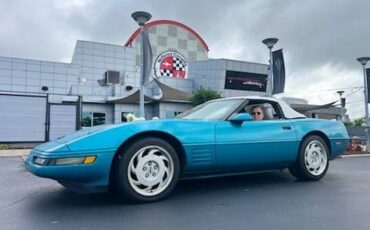 Chevrolet-Corvette-1992-BlueWhite-top-White-3