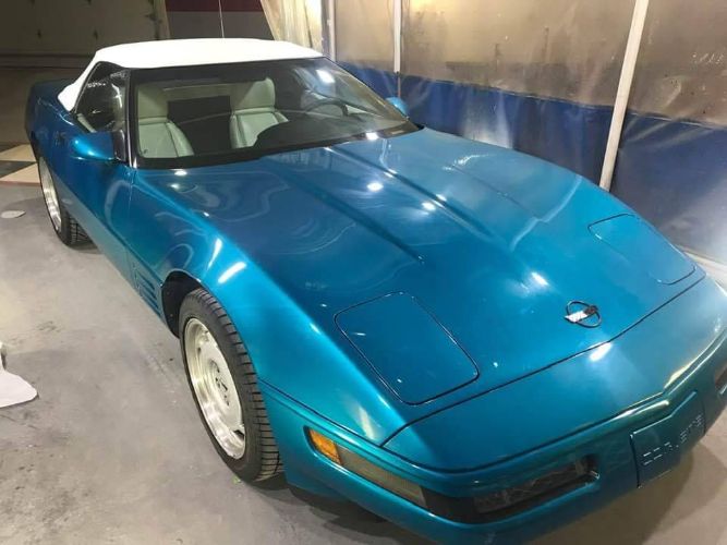 Chevrolet-Corvette-1992-BlueWhite-top-White-5