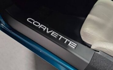 Chevrolet-Corvette-1992-BlueWhite-top-White-9