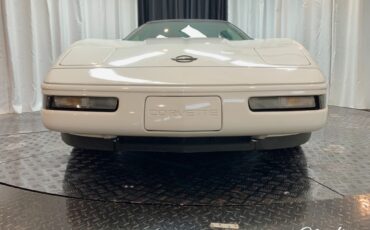 Chevrolet-Corvette-1992-Convertible-17