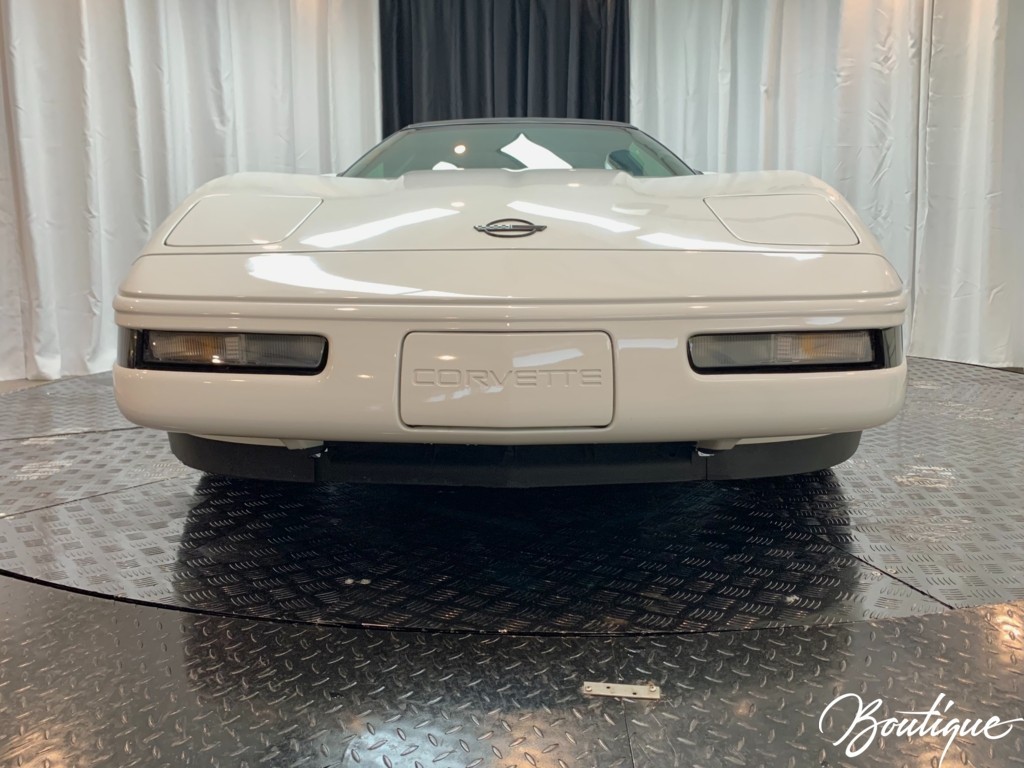 Chevrolet-Corvette-1992-Convertible-17