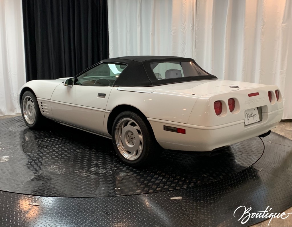 Chevrolet-Corvette-1992-Convertible-2