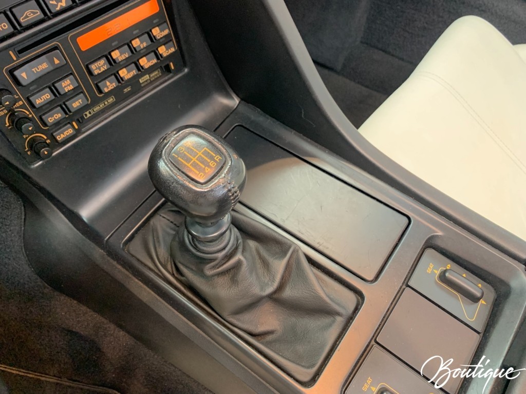 Chevrolet-Corvette-1992-Convertible-28