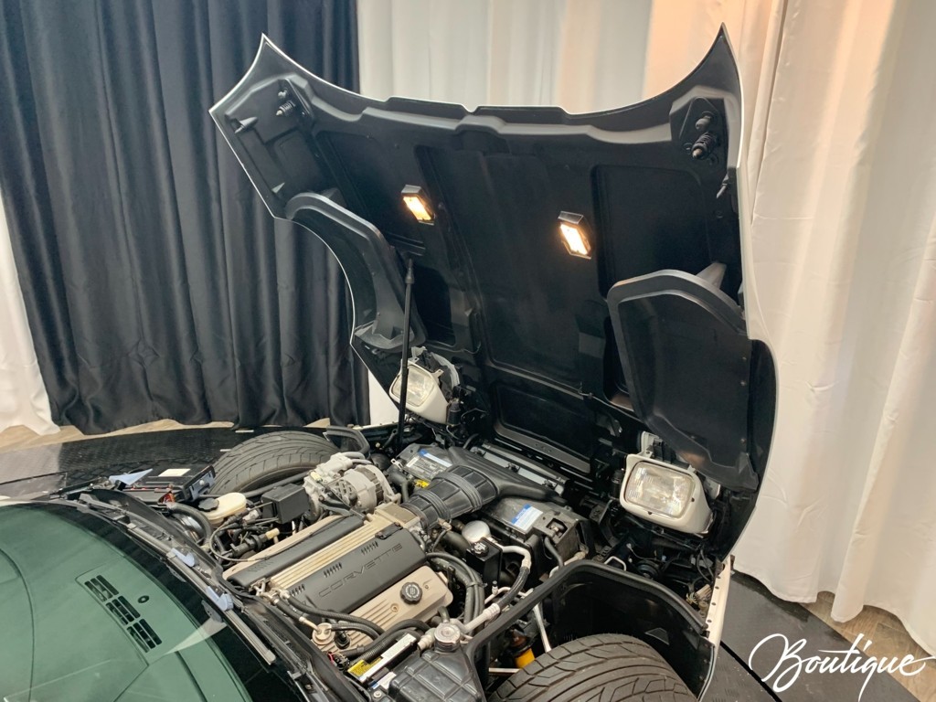 Chevrolet-Corvette-1992-Convertible-33