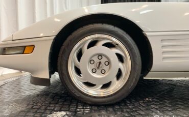 Chevrolet-Corvette-1992-Convertible-9