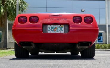 Chevrolet-Corvette-1992-Coupe-17