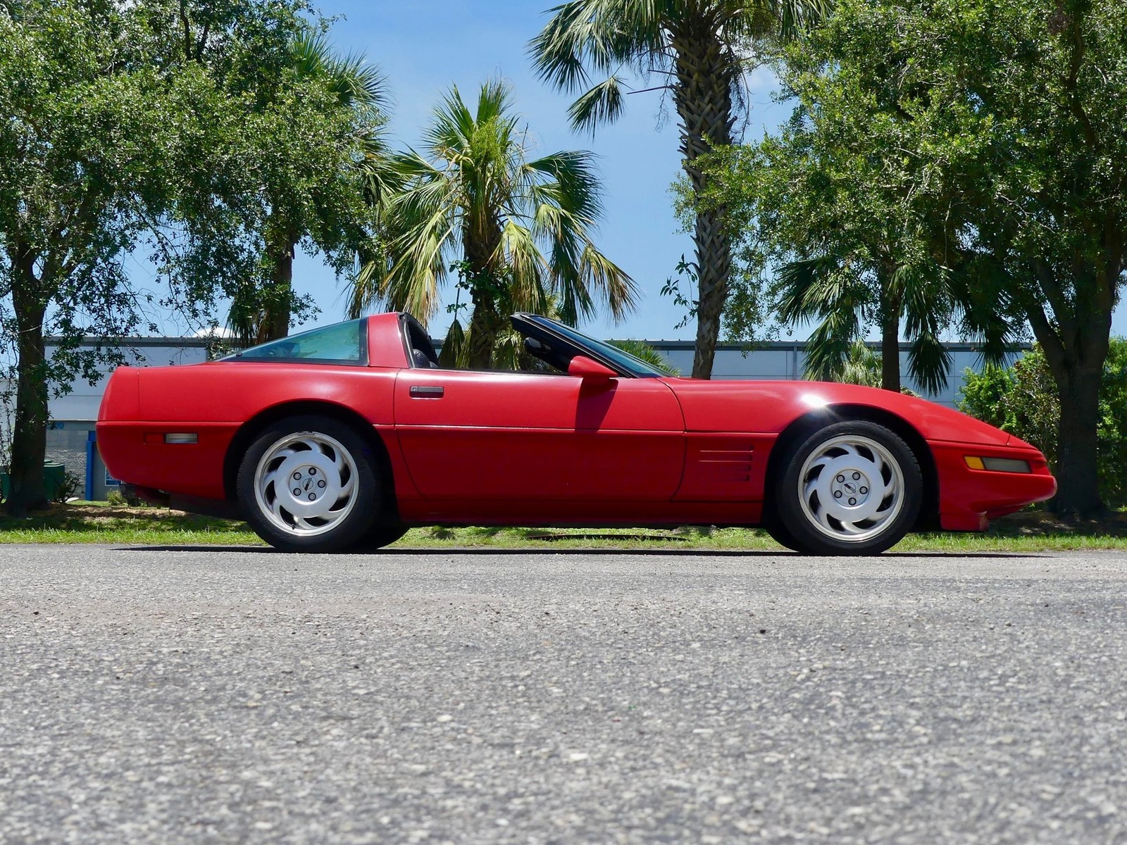 Chevrolet-Corvette-1992-Coupe-22
