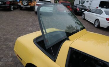 Chevrolet-Corvette-1992-Hatchback-29