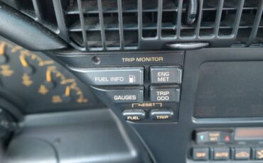 Chevrolet-Corvette-1992-Hatchback-37