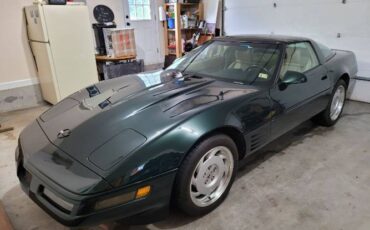 Chevrolet-Corvette-1992-Polo-Green-2