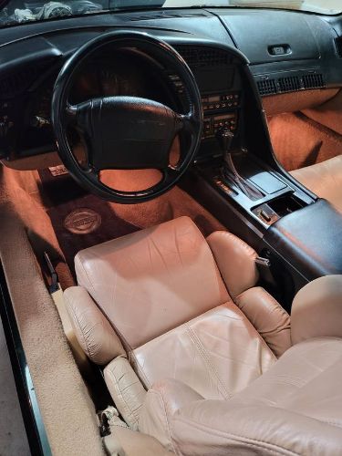 Chevrolet-Corvette-1992-Polo-Green-9