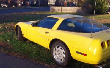 Chevrolet-Corvette-1992-Yellow-3