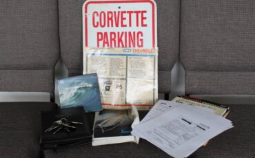 Chevrolet-Corvette-1992-white-21