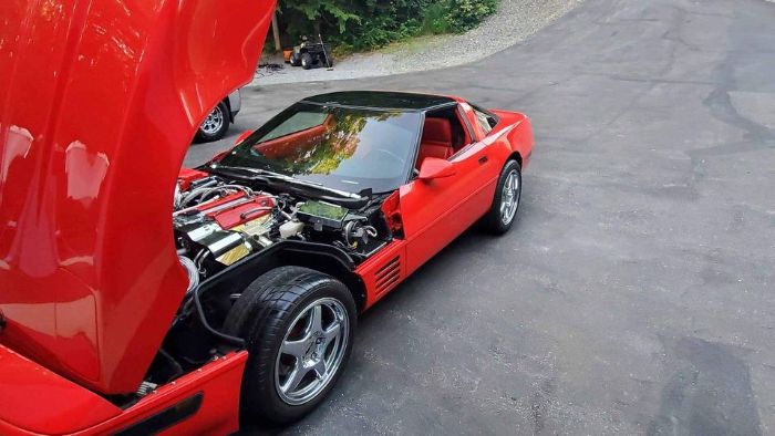 Chevrolet-Corvette-1993-2