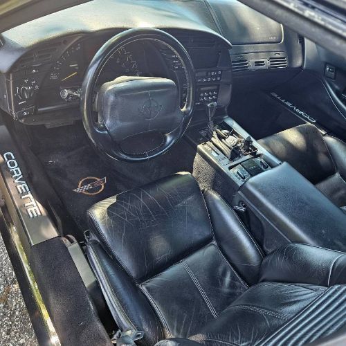 Chevrolet-Corvette-1993-5