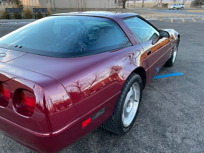 Chevrolet-Corvette-1993-9