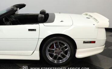 Chevrolet-Corvette-1993-Arctic-White-Black-13