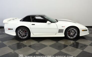 Chevrolet-Corvette-1993-Arctic-White-Black-14