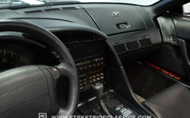 Chevrolet-Corvette-1993-Arctic-White-Black-42