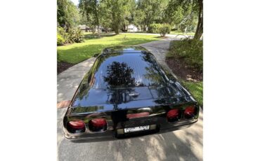 Chevrolet-Corvette-1993-Black-Black-3