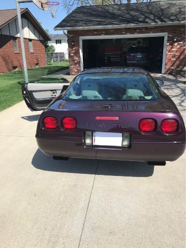 Chevrolet-Corvette-1993-Black-Rose-Metallic-Gray-6