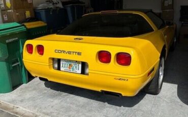 Chevrolet-Corvette-1993-Hatchback-6