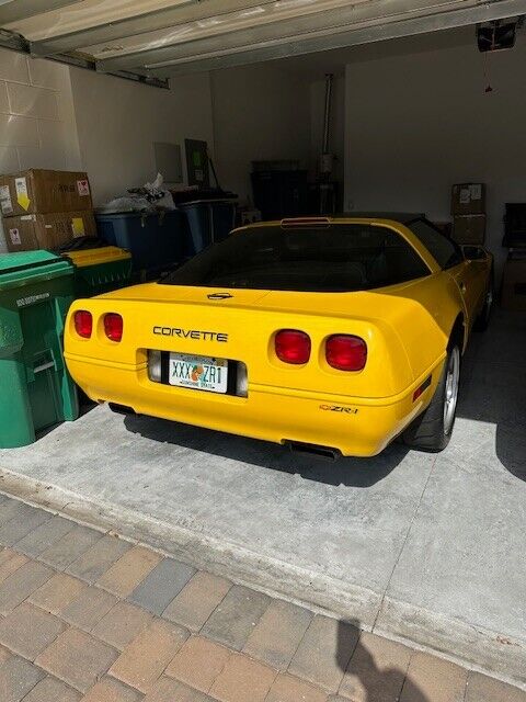 Chevrolet-Corvette-1993-Hatchback-6