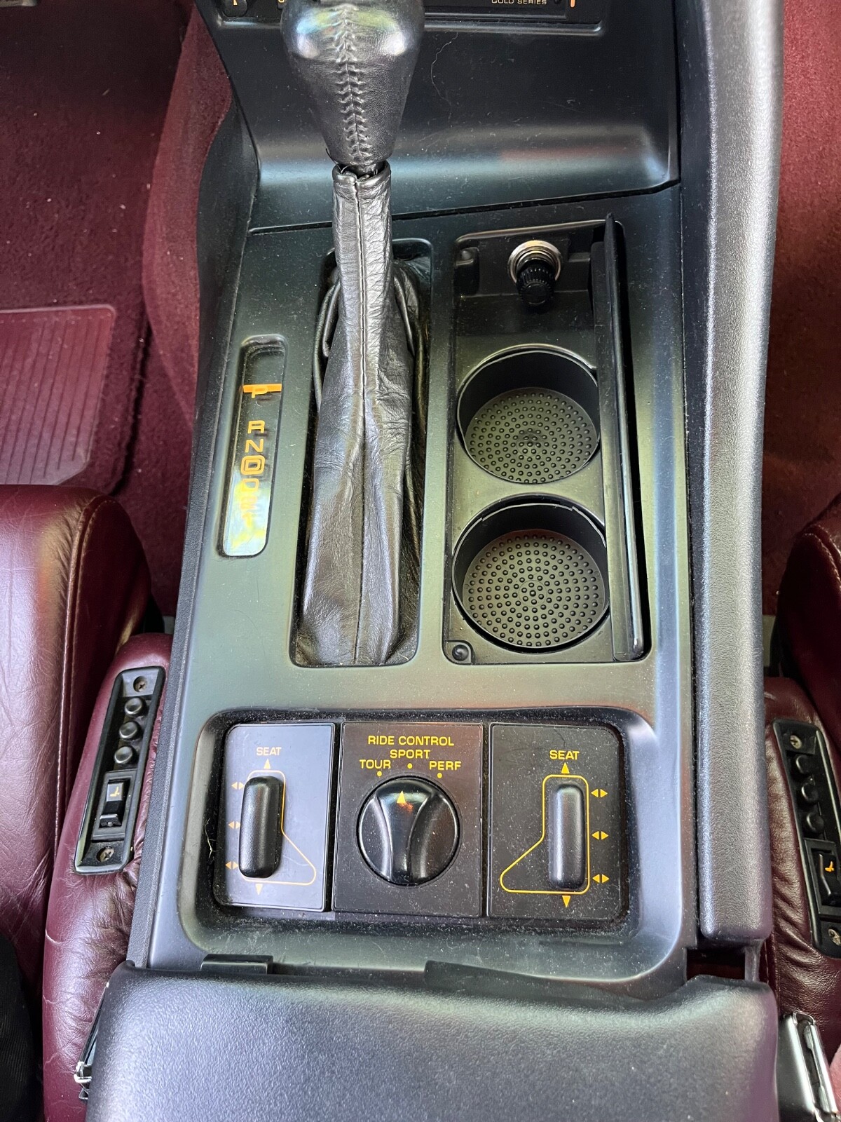 Chevrolet-Corvette-1993-Hatchback-9