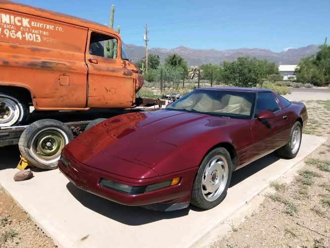 Chevrolet-Corvette-1993-Maroon-Leather-10