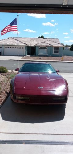 Chevrolet-Corvette-1993-Maroon-Leather