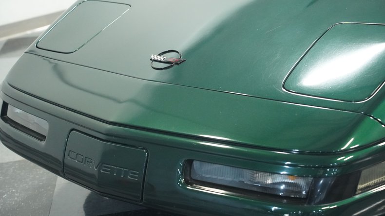 Chevrolet-Corvette-1993-Polo-Green-II-Metall-Black-19