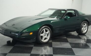 Chevrolet-Corvette-1993-Polo-Green-II-Metall-Black-4