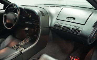 Chevrolet-Corvette-1993-Polo-Green-II-Metall-Black-42