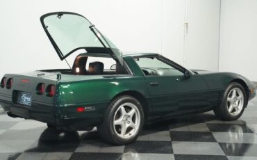 Chevrolet-Corvette-1993-Polo-Green-II-Metall-Black-47