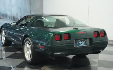 Chevrolet-Corvette-1993-Polo-Green-II-Metall-Black-9