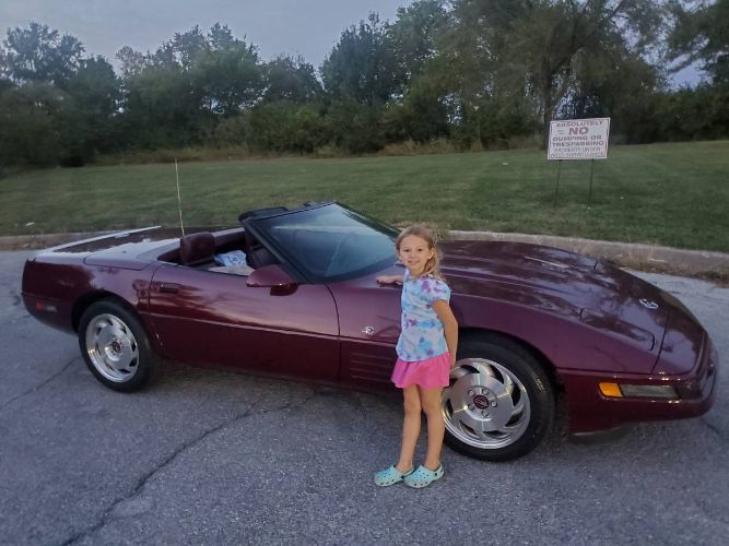 Chevrolet-Corvette-1993-Ruby-3