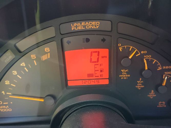 Chevrolet-Corvette-1993-Ruby-7