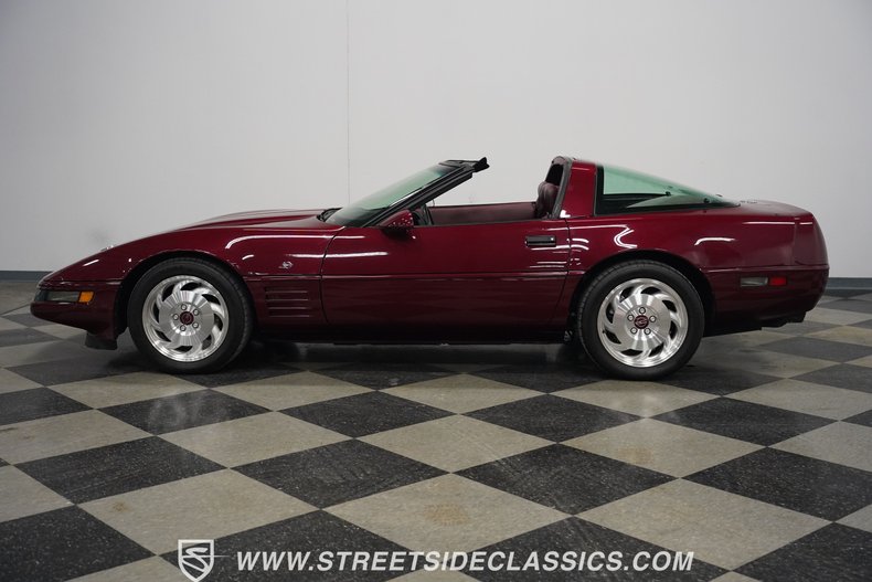 Chevrolet-Corvette-1993-Ruby-Red-Metallic-Ruby-Red-12