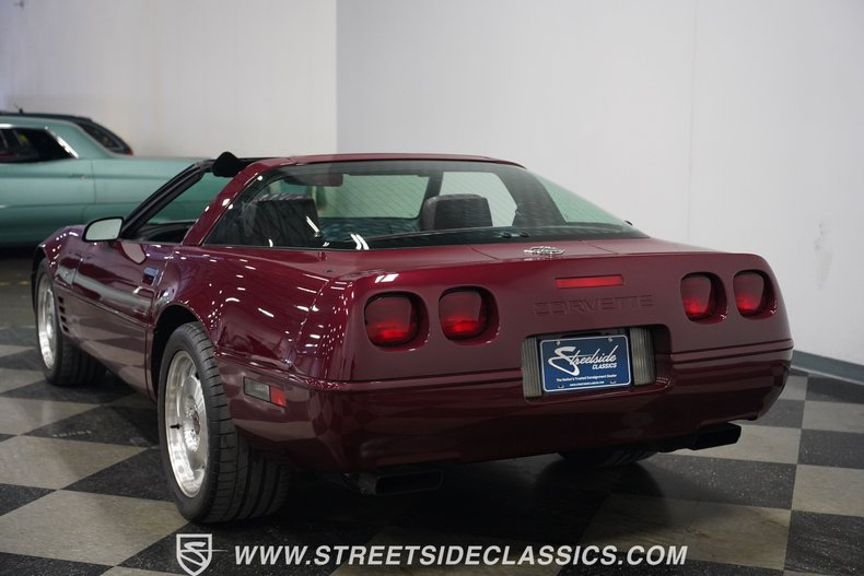 Chevrolet-Corvette-1993-Ruby-Red-Metallic-Ruby-Red-17