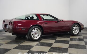 Chevrolet-Corvette-1993-Ruby-Red-Metallic-Ruby-Red-21