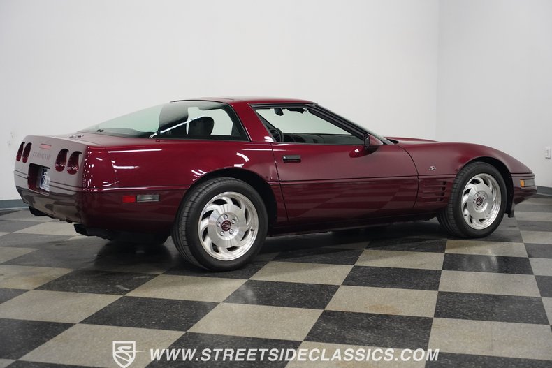 Chevrolet-Corvette-1993-Ruby-Red-Metallic-Ruby-Red-21