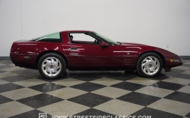Chevrolet-Corvette-1993-Ruby-Red-Metallic-Ruby-Red-22