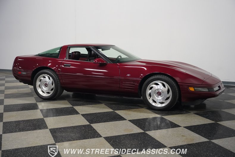 Chevrolet-Corvette-1993-Ruby-Red-Metallic-Ruby-Red-23