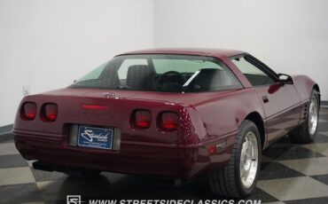 Chevrolet-Corvette-1993-Ruby-Red-Metallic-Ruby-Red-33