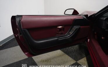 Chevrolet-Corvette-1993-Ruby-Red-Metallic-Ruby-Red-44