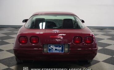Chevrolet-Corvette-1993-Ruby-Red-Metallic-Ruby-Red-5