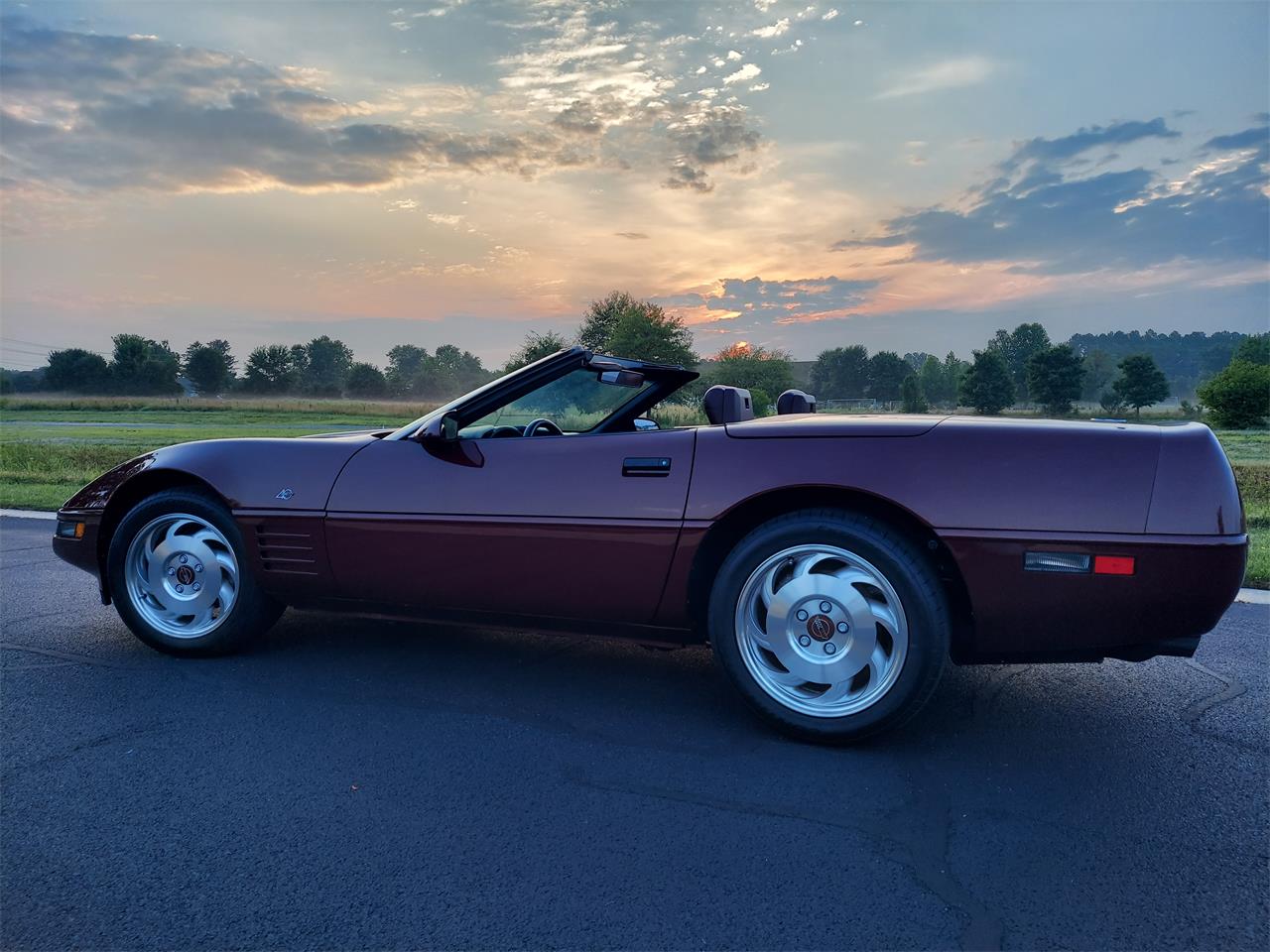 Chevrolet-Corvette-1993-Ruby-Red-Ruby-Red-24