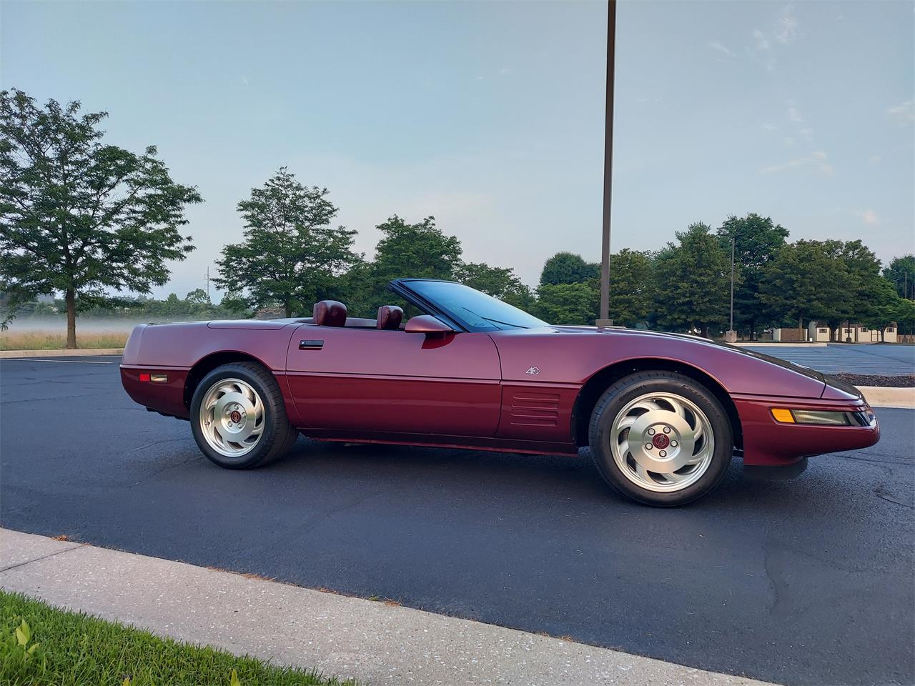 Chevrolet-Corvette-1993-Ruby-Red-Ruby-Red-26