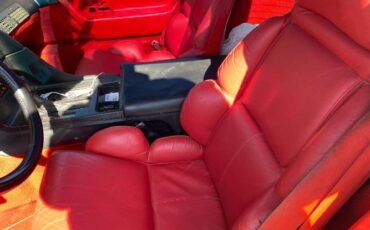 Chevrolet-Corvette-1993-White-Red-15
