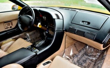 Chevrolet-Corvette-1993-Yellow-Black-7
